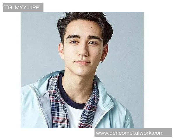 足球明星48岁豪饮引发热议网友纷纷猜测其生活状态与职业生涯影响